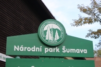 Správa Národního parku Šumava a Lesnické školy Písek stvrdili dlouhodobou spolupráci smlouvou